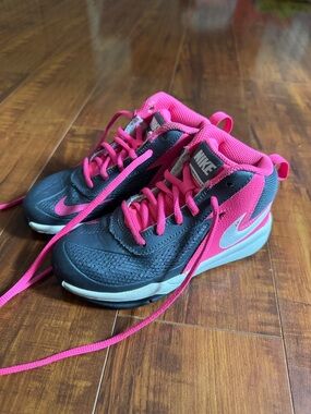 Nike Kids Charcoal and Hot Pink Athletic Sneakers